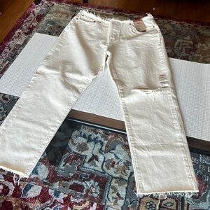 LEVI’S 😍 100 per cotton , wedgie straight , low rise snug , size 31